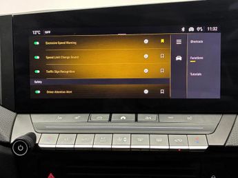 Vauxhall Astra 115kW Ultimate 54kWh 5dr Auto