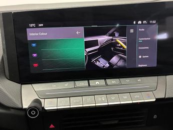 Vauxhall Astra 115kW Ultimate 54kWh 5dr Auto