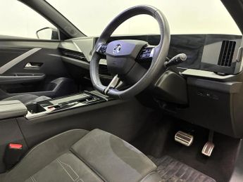 Vauxhall Astra 115kW Ultimate 54kWh 5dr Auto