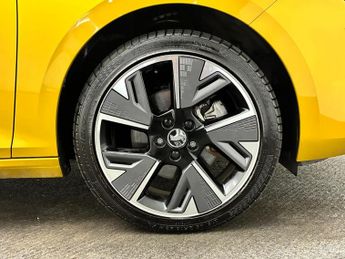 Vauxhall Astra 115kW Ultimate 54kWh 5dr Auto