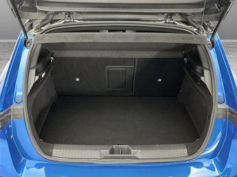 Vauxhall Astra 115kW Ultimate 54kWh 5dr Auto