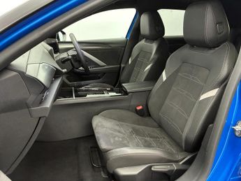 Vauxhall Astra 115kW Ultimate 54kWh 5dr Auto