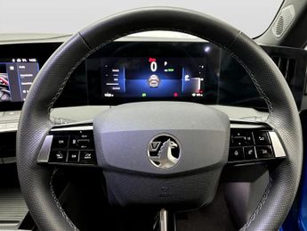 Vauxhall Astra 115kW Ultimate 54kWh 5dr Auto