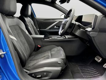 Vauxhall Astra 115kW Ultimate 54kWh 5dr Auto