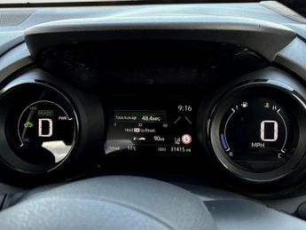 Toyota Yaris 1.5 Hybrid Dynamic 5dr CVT