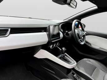 Renault Clio 1.6 E-TECH Hybrid 140 SE Edition 5dr Auto