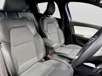 Renault Clio 1.6 E-TECH Hybrid 140 SE Edition 5dr Auto