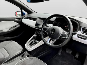 Renault Clio 1.6 E-TECH Hybrid 140 SE Edition 5dr Auto