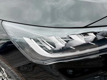 Ford Focus 1.0 EcoBoost Hybrid mHEV 155 ST-Line X 5dr Auto