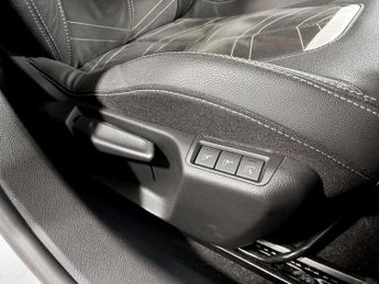 Vauxhall Corsa 100kW Ultimate 50kWh 5dr Auto [11kWCh]