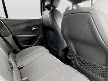 Peugeot 208 1.2 Hybrid 110 GT 5dr e-DSC6