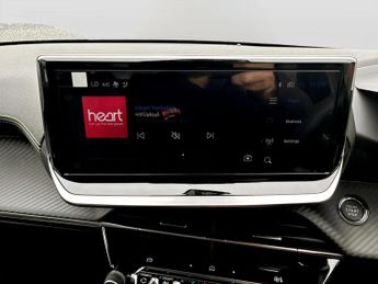 Peugeot 208 1.2 Hybrid 110 GT 5dr e-DSC6