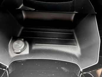 Peugeot 208 1.2 Hybrid 110 GT 5dr e-DSC6