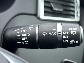Land Rover Discovery Sport 2.0 TD4 180 SE Tech 5dr Auto