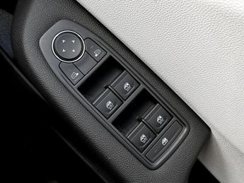Renault Clio 1.6 E-TECH full hybrid 145 Techno 5dr Auto