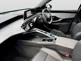 Peugeot 3008 157kW Allure 73kWh 5dr Auto
