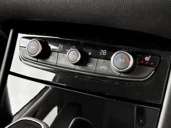 Vauxhall Grandland X 1.2 Turbo SRi Nav 5dr Auto