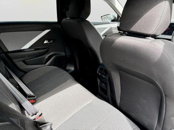 Vauxhall Astra 115kW Griffin 54kWh 5dr Auto