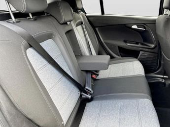 Fiat Tipo Cross 1.5 Hybrid 48V Cross 5dr DDCT
