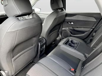 Peugeot 308 1.2 PureTech Allure Premium 5dr EAT8