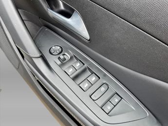 Peugeot 308 115kW GT 54kWh 5dr Auto