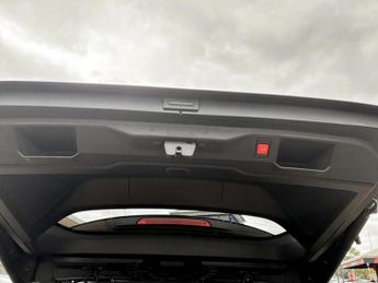 Peugeot 5008 1.2 Hybrid 136 GT 5dr e-DSC6