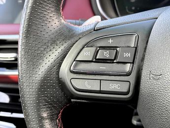 Mg Hs 1.5 T-GDI Exclusive 5dr DCT