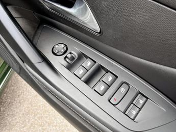 Peugeot 308 1.5 BlueHDi Allure Premium 5dr EAT8