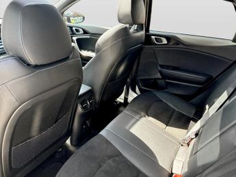 Kia Ceed 1.5T GDi ISG GT-Line S 5dr Auto