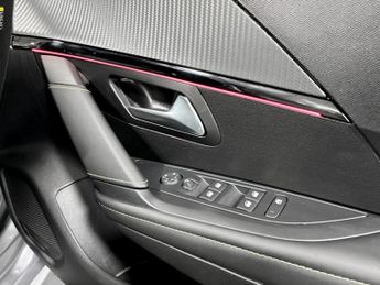 Peugeot 208 1.2 Hybrid 145 GT 5dr e-DSC6