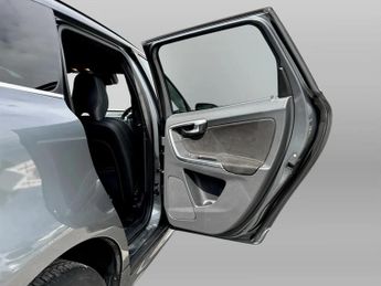 Volvo Xc60 D5 [220] R DESIGN Nav 5dr AWD Geartronic