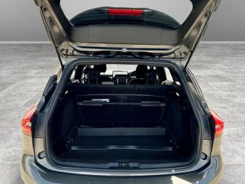 Ford Focus 1.0 EcoBoost Hybrid mHEV ST-Line 5dr Auto