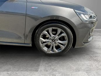 Ford Focus 1.0 EcoBoost Hybrid mHEV ST-Line 5dr Auto