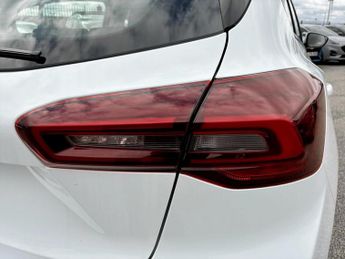 Ford Focus 1.0 EcoBoost Hybrid mHEV 155 Titanium 5dr Auto