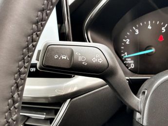 Ford Focus 1.0 EcoBoost Hybrid mHEV 155 Titanium 5dr Auto