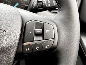 Ford Focus 1.0 EcoBoost Hybrid mHEV 155 Titanium 5dr Auto