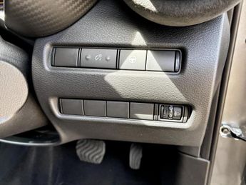 Nissan Juke 1.6 Hybrid Tekna+ 5dr Auto