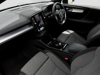 Volvo Xc40 2.0 B3P Plus Dark 5dr Auto