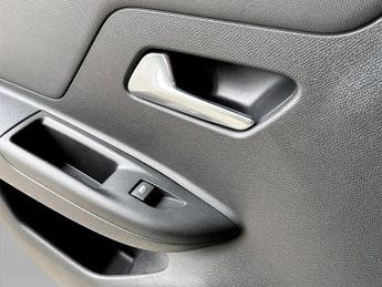 Vauxhall Mokka 100kW Ultimate 50kWh 5dr Auto