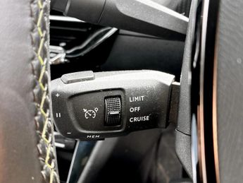 Peugeot 208 100kW GT Premium 50kWh 5dr Auto