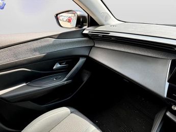 Peugeot 308 1.2 PureTech Allure Premium 5dr EAT8