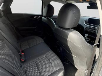 Kia Ceed 1.5T GDi ISG 3 5dr DCT