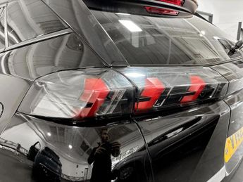Peugeot 2008 1.2 PureTech 130 Allure Premium+ 5dr EAT8
