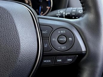 Toyota RAV4 2.5 VVT-i Hybrid Excel 5dr CVT 2WD