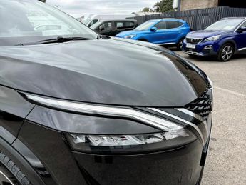 Nissan Qashqai 1.3 DiG-T MH 158 N-Connecta 5dr Xtronic