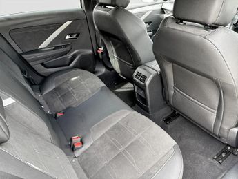 Vauxhall Astra 1.2 Turbo 130 Ultimate 5dr Auto