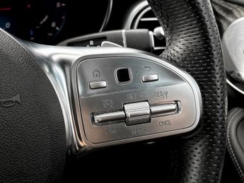 Mercedes-Benz Glc GLC 300d 4Matic AMG Line Premium Pls 5dr 9G-Tronic