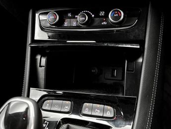 Vauxhall Grandland X 1.2 Turbo Sport Nav 5dr Auto [8 Speed]