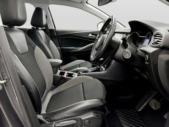 Vauxhall Grandland X 1.2 Turbo Sport Nav 5dr Auto [8 Speed]