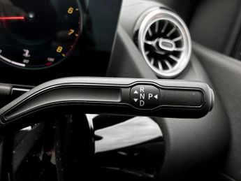 Mercedes-Benz B Class B200 AMG Line Premium Plus Edition 5dr Auto